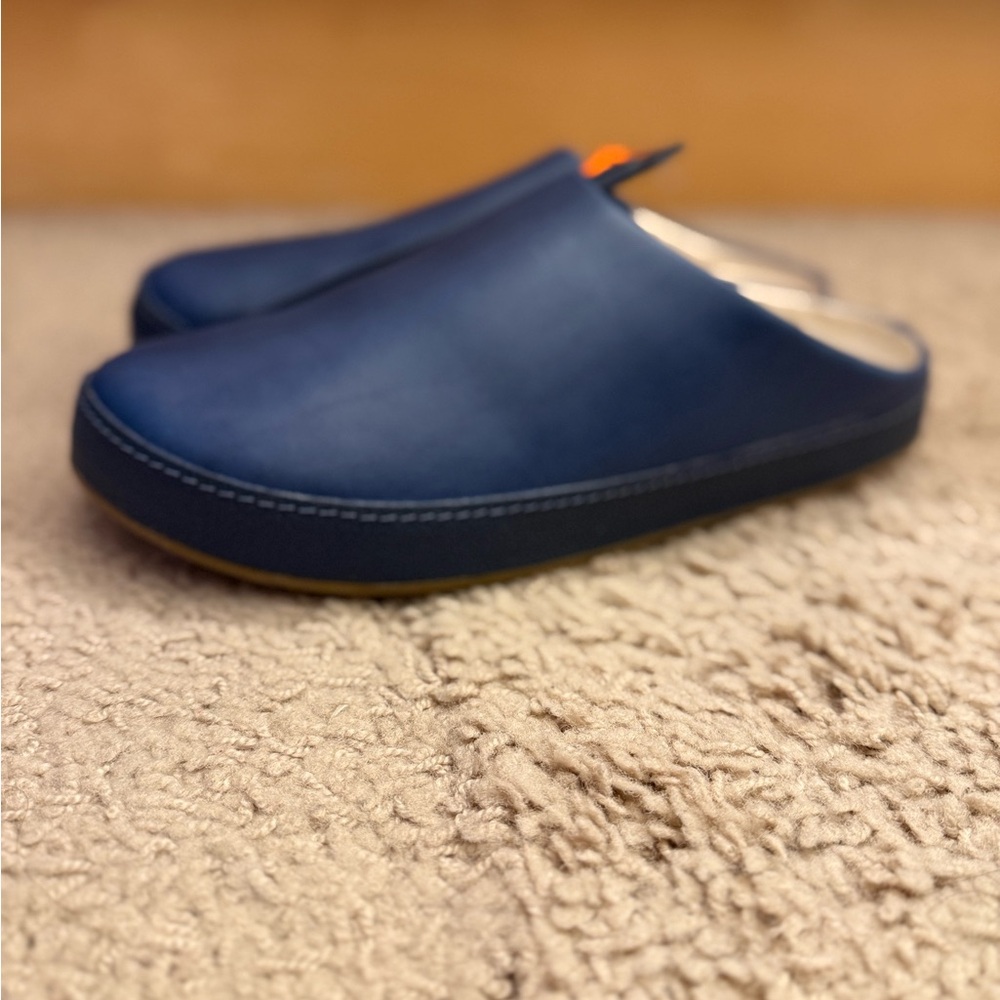 Olukai Mens Hamani Leather Slip-on Mules Men's Size 11  Blue, Brand New